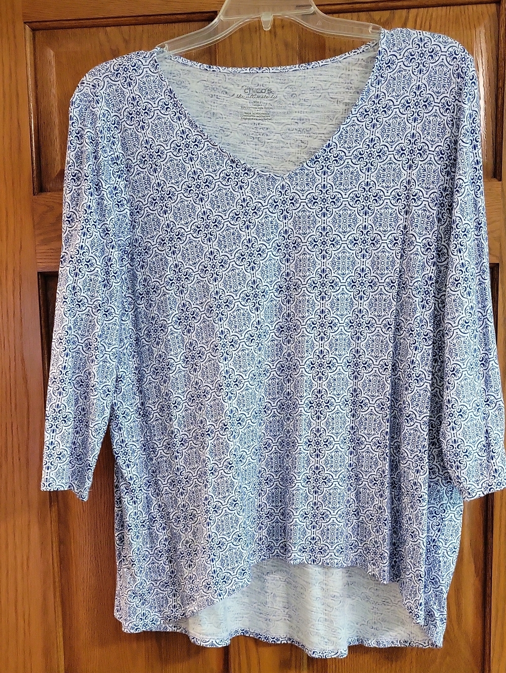 Chico's Blue and White Tile-Print V-Neck 3/4 Sleeve Top